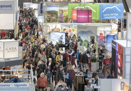 Ansturm am frühen Morgen in die Messehallen | Bildnachweis: Landesmesse Stuttgart GmbH