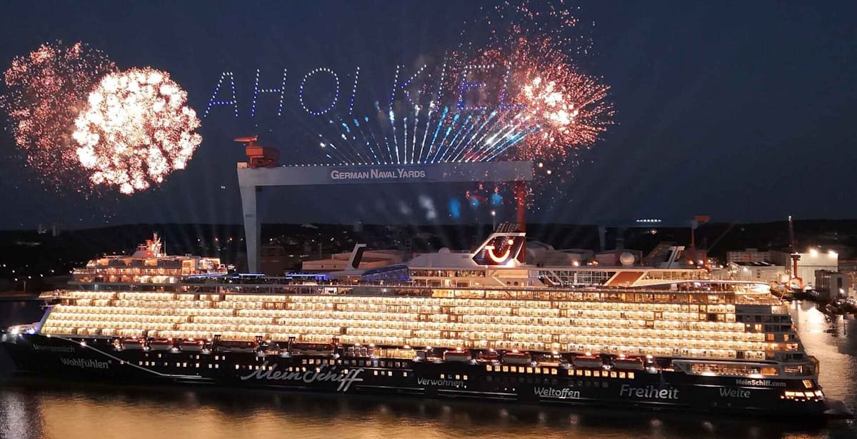 Taufe von Mein Schiff 7